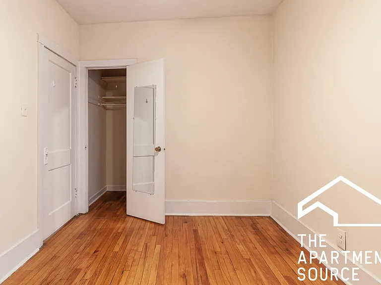 959 W Cornelia Ave #953-1B — Photo 6