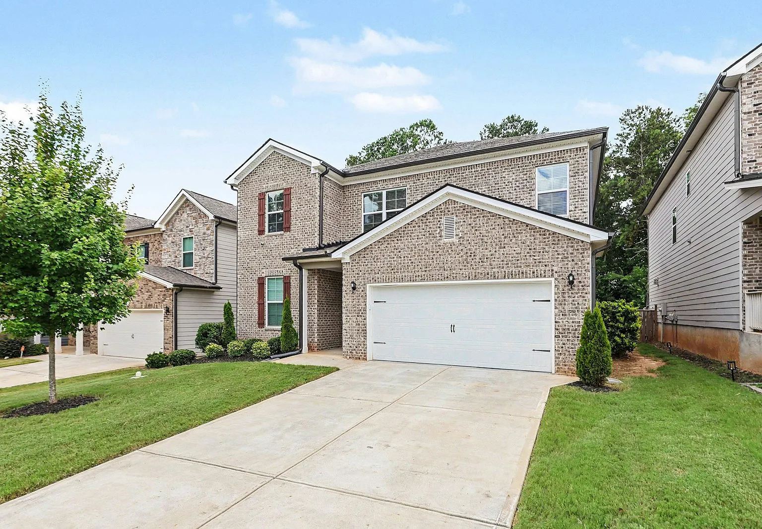 170 Glen Abbey Circle — Photo 3