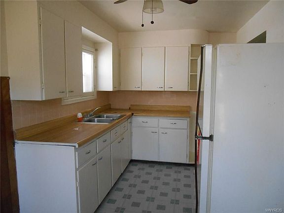 5th image of 47 Callodine Ave