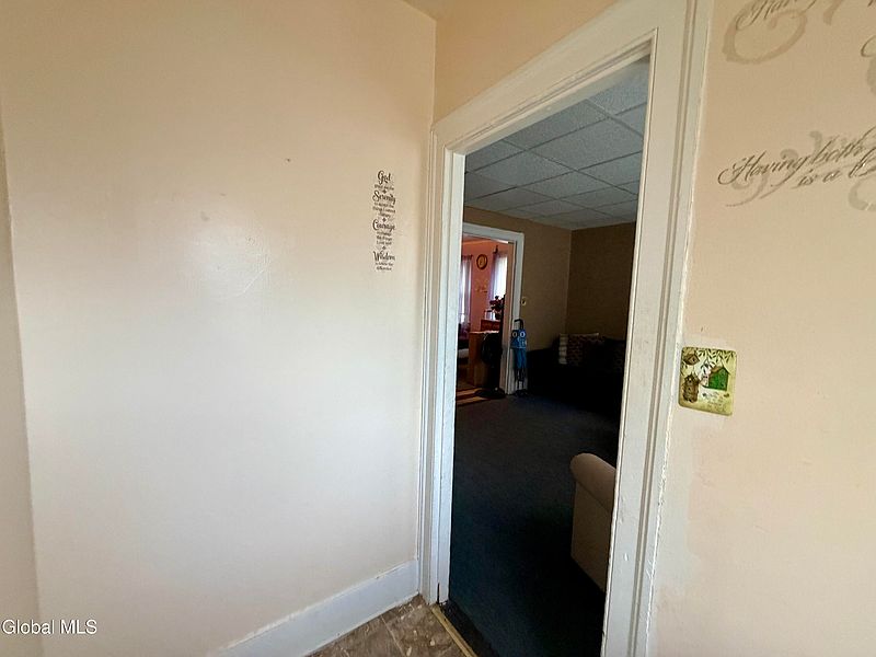 5th image of 680 5th Avenue