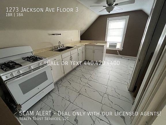 3rd image of 1273 Jackson Ave Floor 3