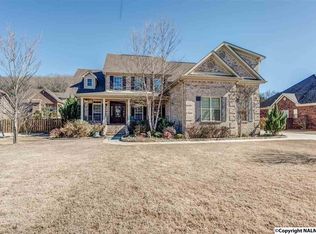 7093 Jacks Creek Ln SE, Owens Cross Roads, AL 35763