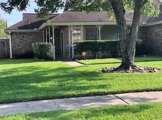 2006 Wildwood Dr, Deer Park, TX 77536
