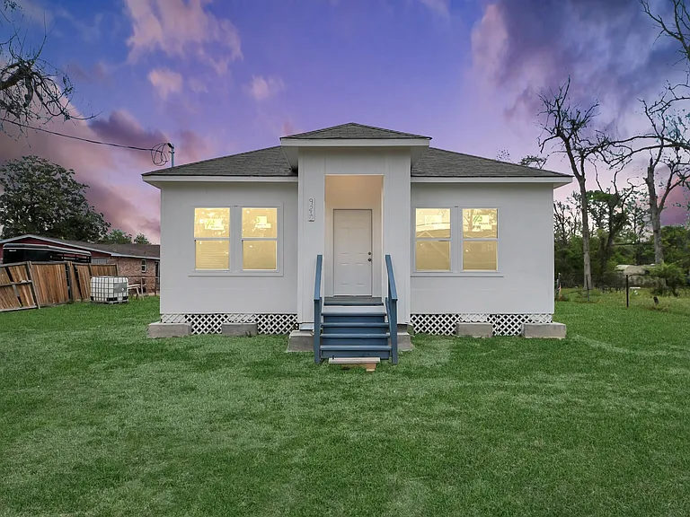 9210 Wheatley St — Photo 1