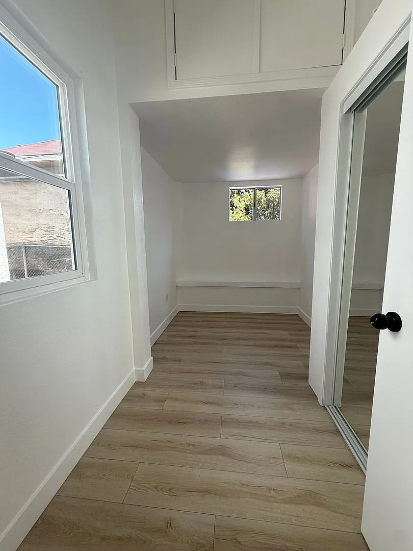 Bright & Spacious 4-Bedroom, 2-Bathroom Home $3,595/Month — Photo 2