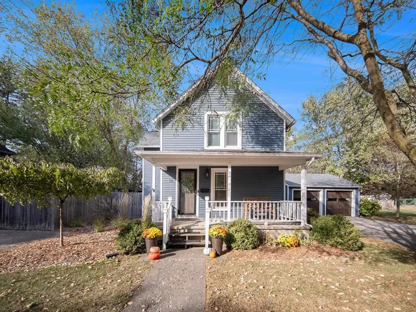 111 Dewey St, Chelsea, MI 48118