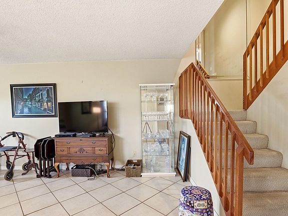5th image of 6604 Dryden Court #D