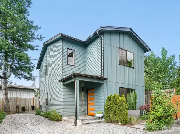 12534 C 5th Avenue NE, Seattle, WA 98125