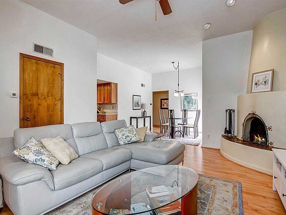 4th image of 2521 Calle De Rincon Bonito