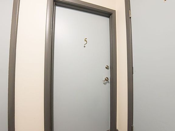 5th image of 104 2nd St NW #5