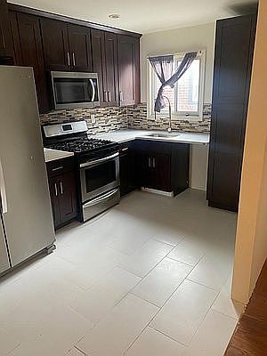1st image of 109-65 Liverpool St #1