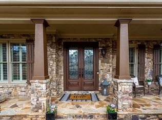 6105 Lakeaires Dr, Cumming, GA 30040