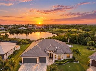16815 Prince Phillip Ct, Cape Coral, FL 33991