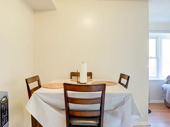 2nd image of 1946 Goodnaw St Floor 1