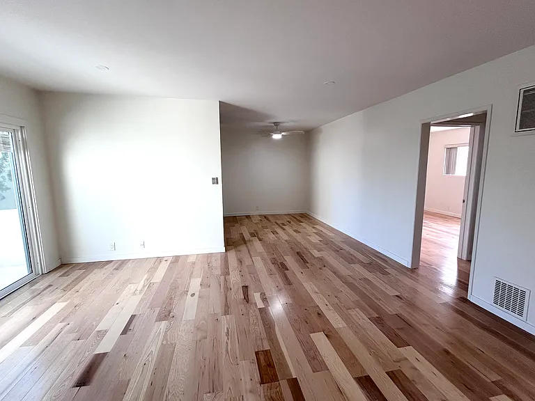 1627 Manning Ave #4 — Photo 4