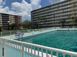 1770 NE 191st St APT 112-1, N Miami Beach, FL 33179