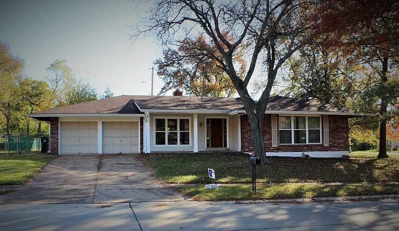 1st image of 2886 Flameglow Dr