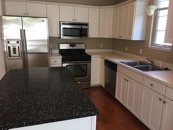 3rd image of 4796 Shade Leaf Ln SE