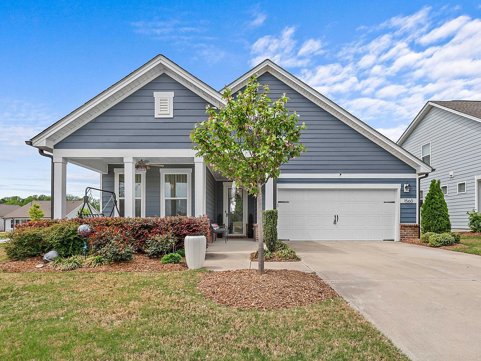 1st image of 1560 White Admiral St