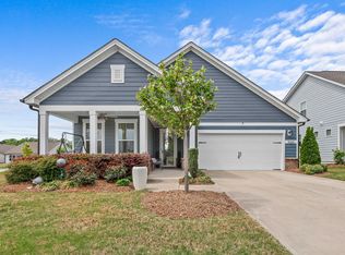 1560 White Admiral St, Fuquay Varina, NC 27526