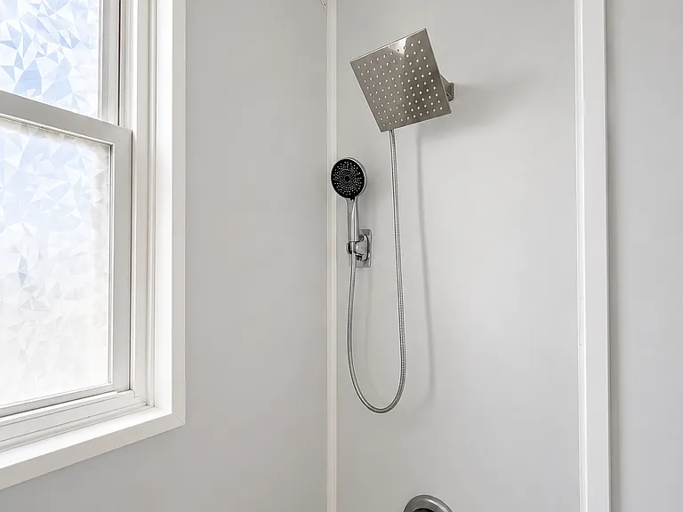 156 Poplar St #3R — Photo 9