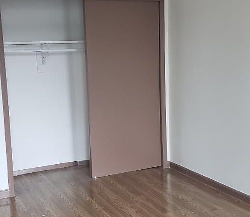 2nd image of 2167 Crotona Ave APT 43