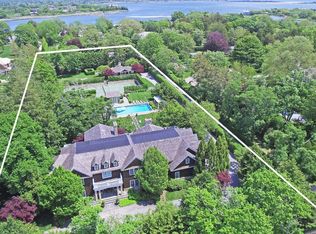 308 Cobb Rd, Water Mill, NY 11976