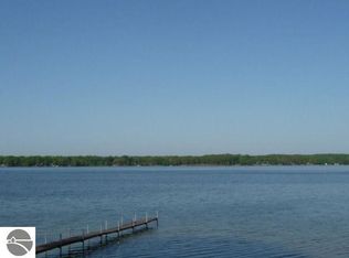 4601 E Shore Dr NE, Kalkaska, MI 49646