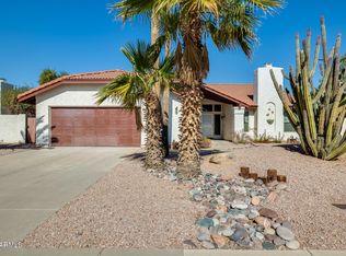 2702 E Kenwood St, Mesa, AZ 85213