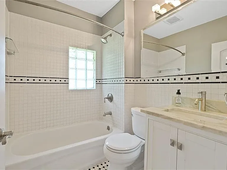 4540 Adams St — Photo 20