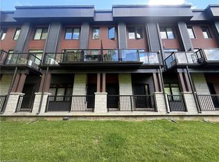 2 Willow St #61, Brant, ON N3L 2K6