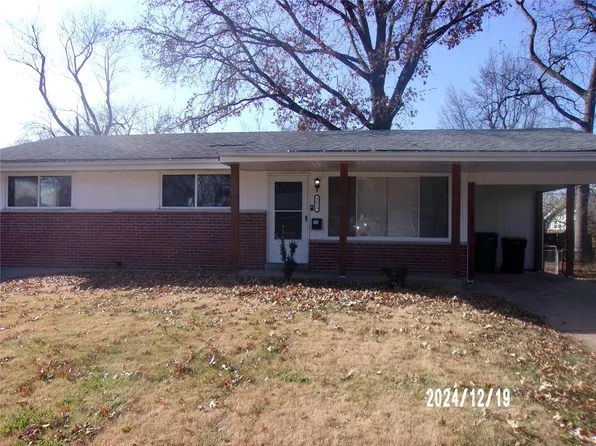 9823 Lawnview Dr, Saint Louis, MO 63136