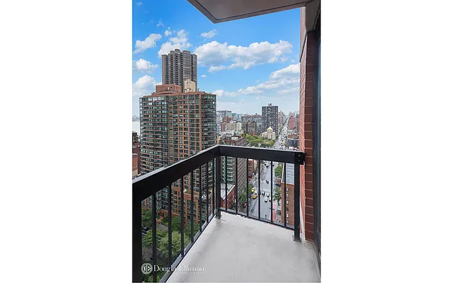 Sold by Douglas Elliman | media 8