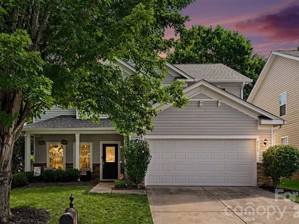 8915 Oransay Way, Charlotte, NC 28278