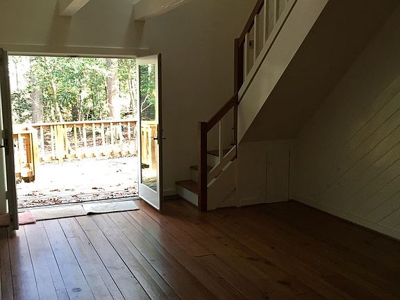 5th image of 5604 Willow Creek Ln