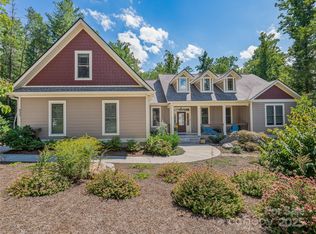 937 Monte Vista Rd, Candler, NC 28715