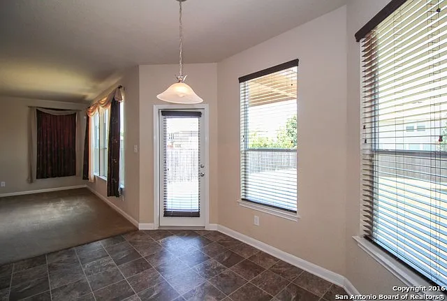 8518 W Finlandia Gap — Photo 4