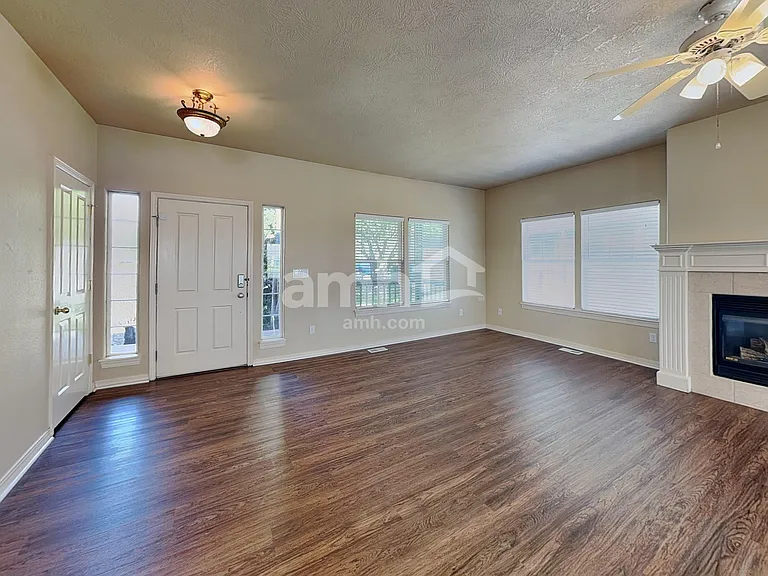 549 S Lodestone Ave — Photo 5