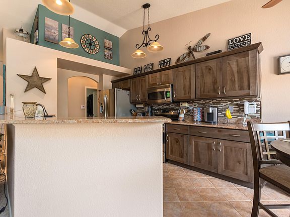 5th image of 9132 N Treasure Mountain Dr