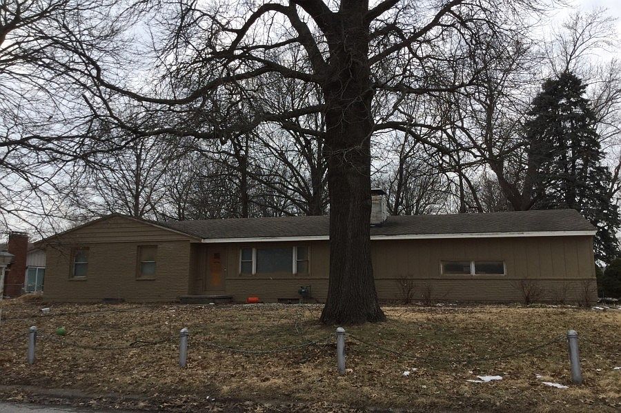 1st image of 7500 Arlington Ave