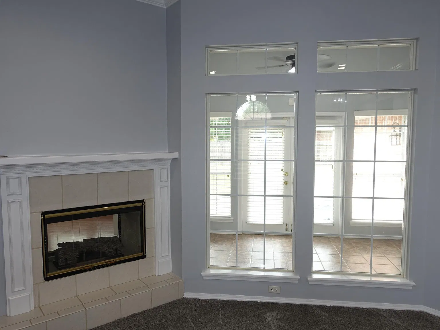2401 Fordham Ave — Photo 4