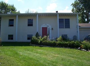 1874 Forest Ln, Crown Point, IN 46307