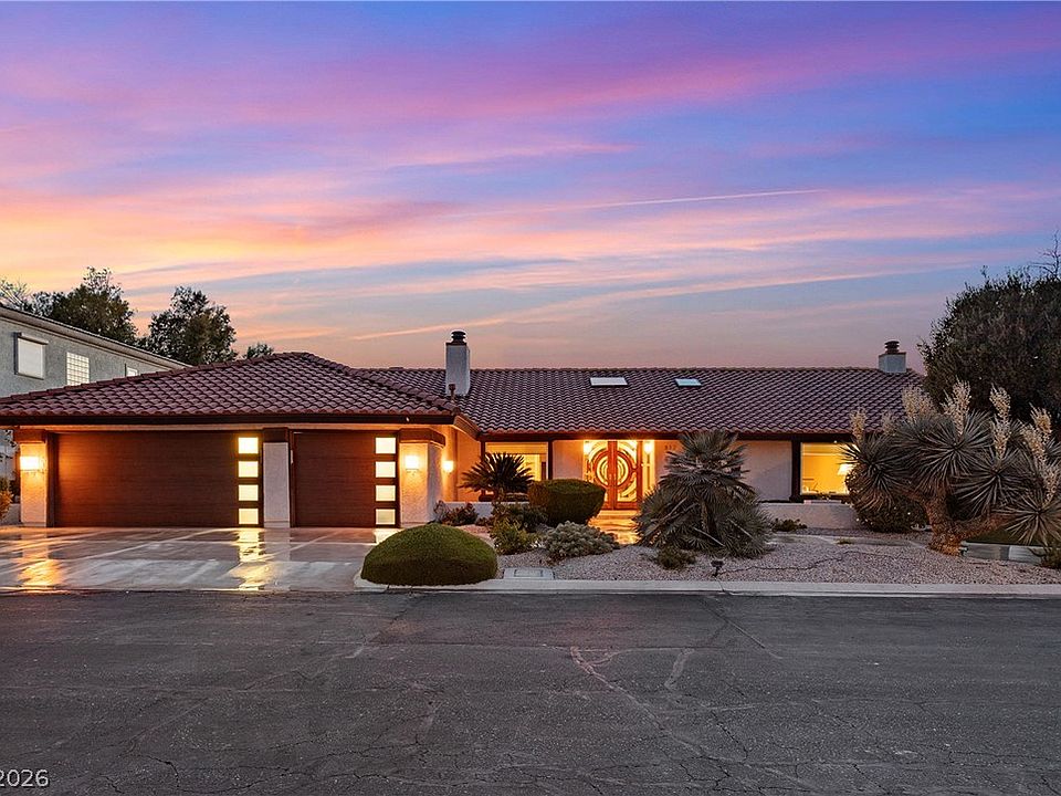 1st image of 812 Trotter Cir