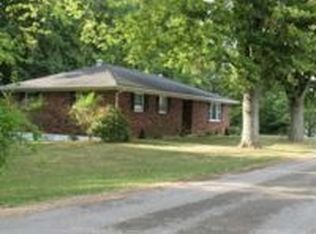 151 Pleasant View Dr, Nancy, KY 42544