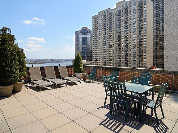 2nd image of 305 E 40th St APT 14D
