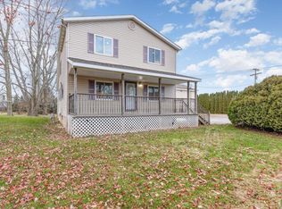 2951 N Huron Rd, Pinconning, MI 48650