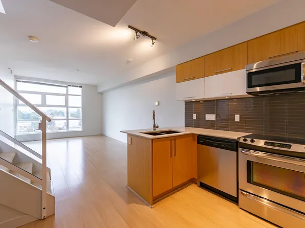 10020 Dunoon Dr #512, Richmond, BC V7A 0A7