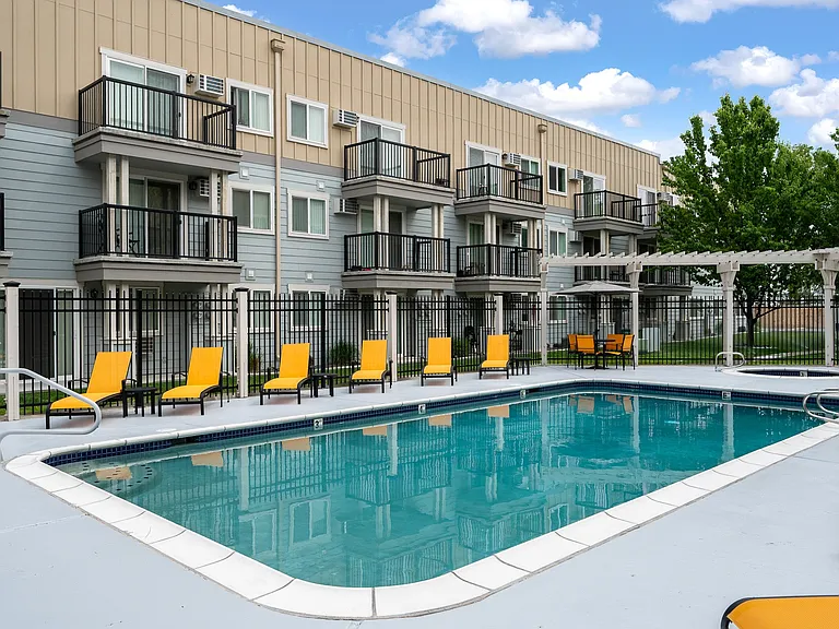 Sunset Apartments | Outdoor Seasonal Pool