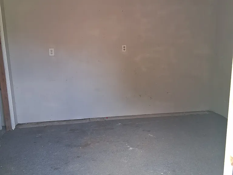 she shed interior of one of the rooms. The other room is not as finished, no pic of that room