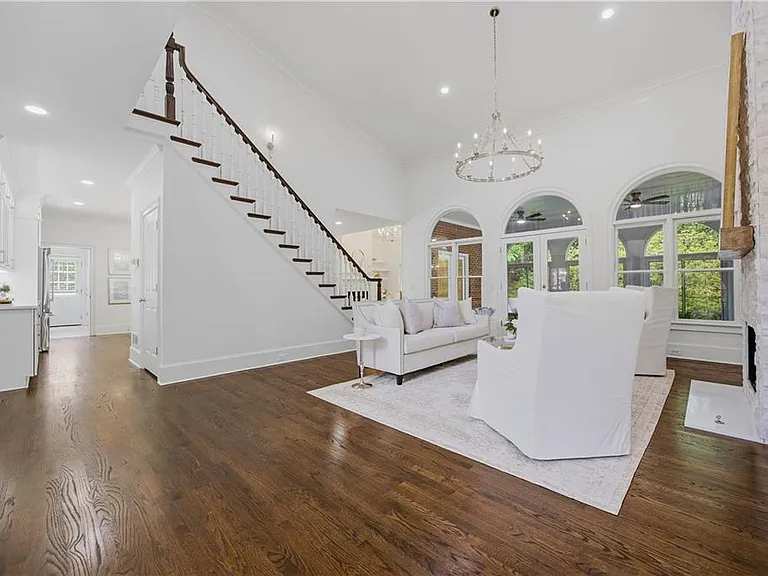 6410 Westchester Pl — Photo 28